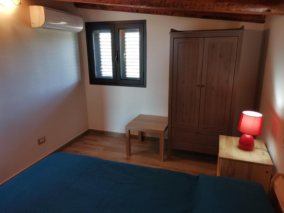 Villa Sole - Finaiti - Appartamento Per Turisti Floridia Exteriör bild